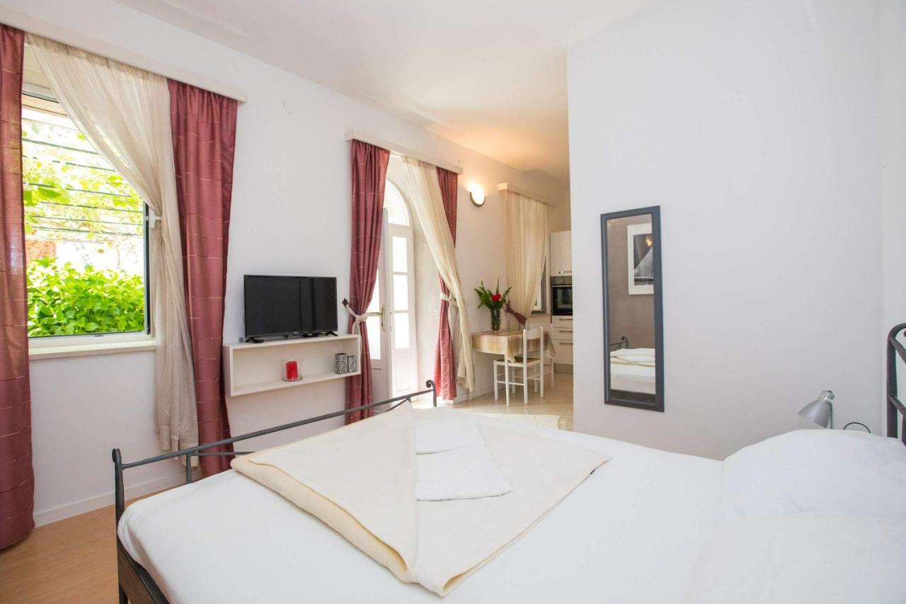 Apartments Vidak Molunat Exterior photo